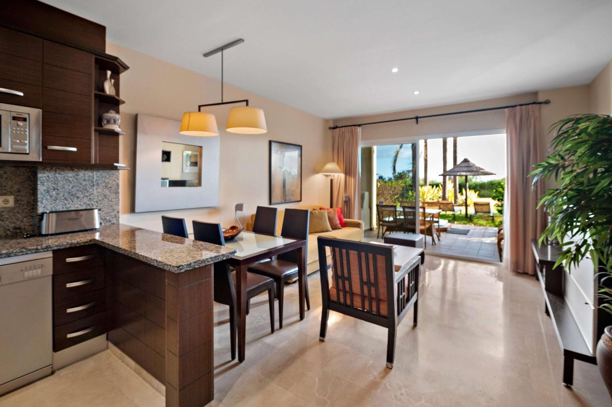 Wyndham Grand Costa Del Sol 3* El Faro
