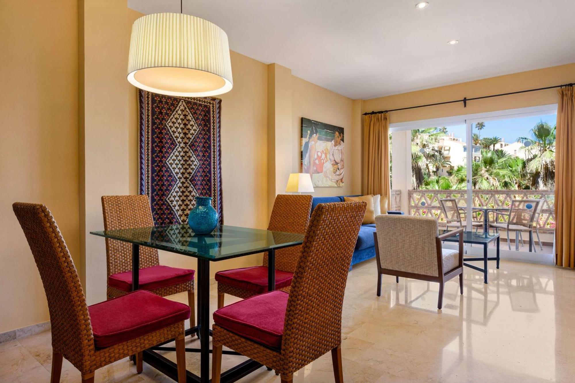 Wyndham Grand Costa Del Sol Aparthotel 3*